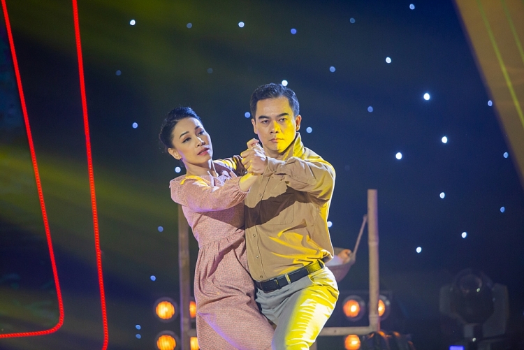 cap doi tau hai van vuong thuy trang chia tay chuong trinh vu dieu vang