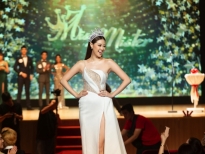 Hoa hậu Khánh Vân đội vương miện chấm thi 'Miss & Mister Văn Lang 2020'