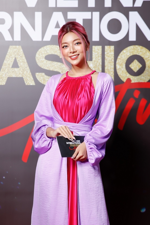'Vietnam International Fashion Festival' vinh danh top 10 mỹ nhân thảm đỏ