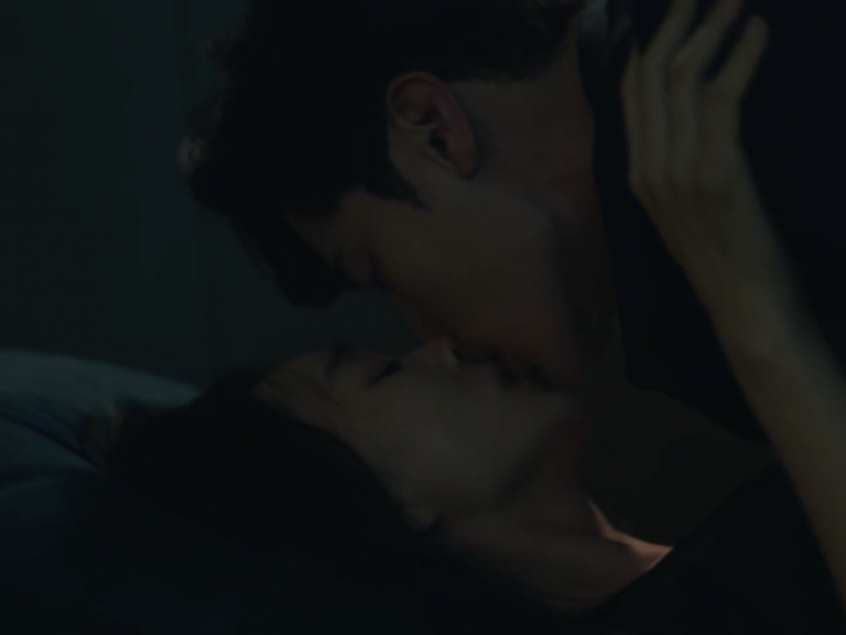 'Thành phố nhân tạo': Đỏ mặt với cảnh 18+ của Soo Ae và Kim Kang Woo