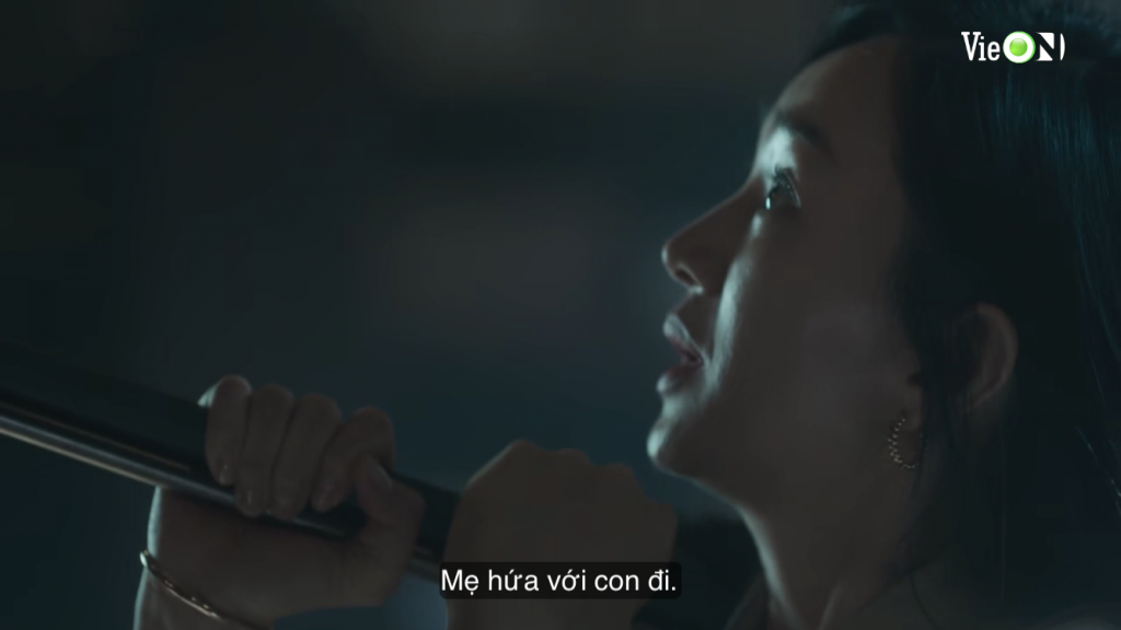 'Thành phố nhân tạo': Mẹ chồng quỳ gối cầu xin Soo Ae và màn 'bẻ lái cực gắt' từ biên kịch