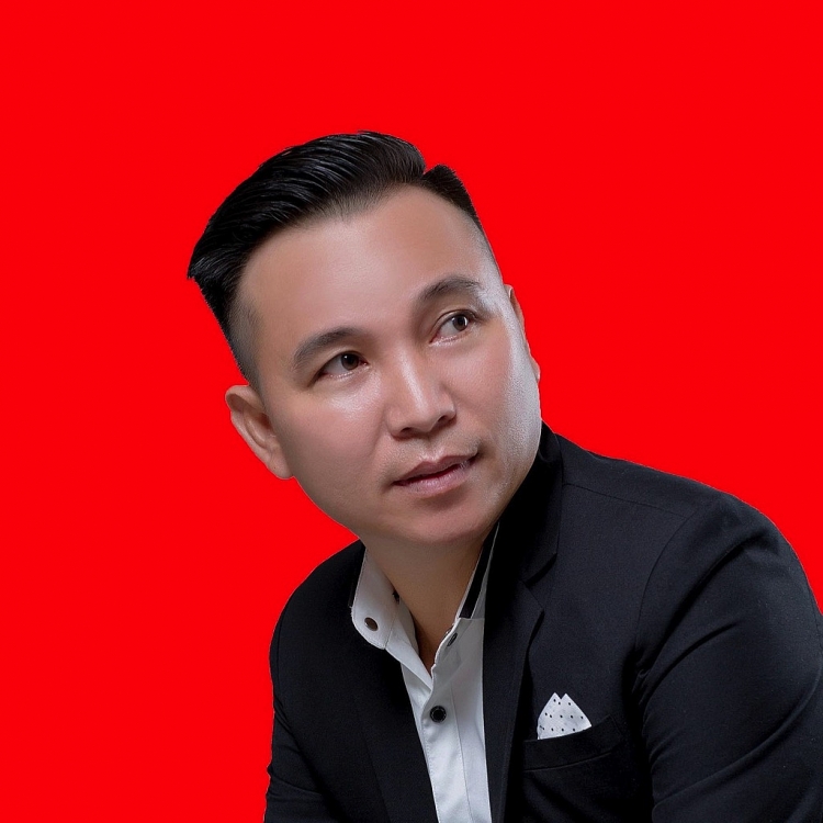 Nhạc sĩ Tô Hiếu phổ nhạc bài thơ của Hoài Linh tiễn biệt nghệ sĩ Chí Tài