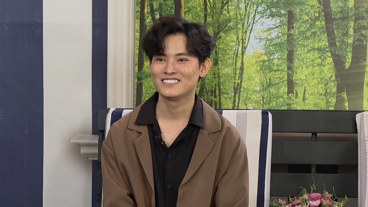 Lâm Khánh Chi ngưỡng mộ tình yêu của cặp LGBT, nghe biến cố mà lặng cả người tại 'Come Out'