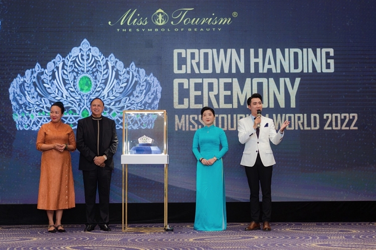 Lê công bố vương miện 'Miss Tourism World 2022 – Hoa hậu du lịch thế giới 2022'