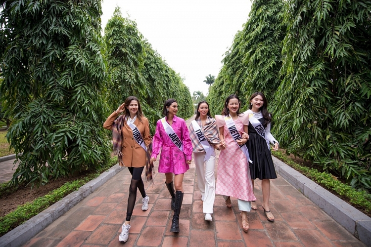 Làng hoa Mê Linh bất ngờ đón tiếp các Hoa hậu 'Miss Tourism World 2022'