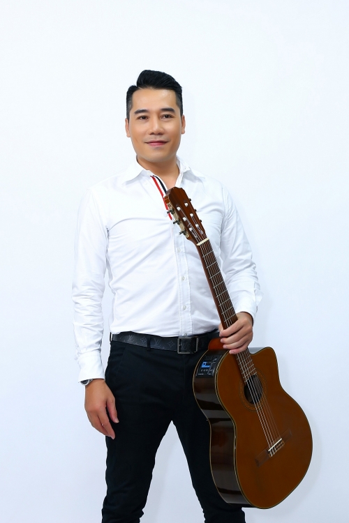 Tuấn Hiệp bồi hồi kể lại sự dại khờ của tuổi trẻ với cố nhạc sĩ Phú Quang