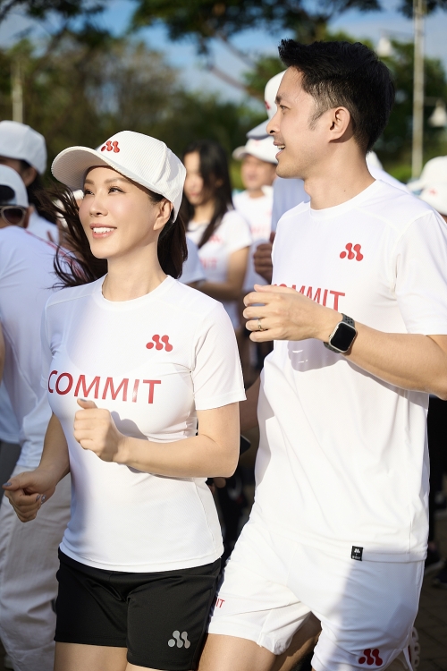 Hoa hậu Thu Hoài làm đại sứ cho dự án cộng đồng kêu gọi chống bạo lực gia đình
