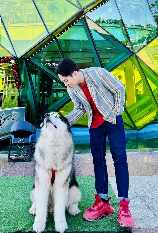 Thanh xuân đẹp của Dương Tùng Nhân: Làm từ thiện, giúp đỡ nhiều hoàn cảnh khó khăn