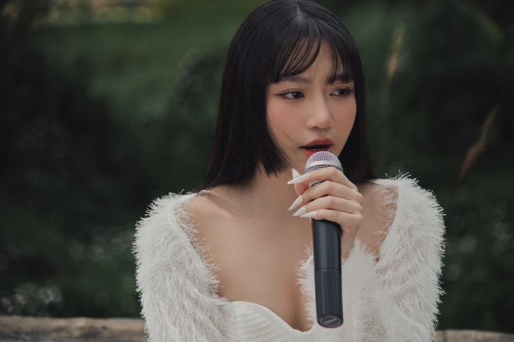 Hứa Kim Tuyền chính thức phát hành EP 'Những tổn thương đã qua', kết hợp cùng Orange tung ca khúc 'lụi tim' về người cũ