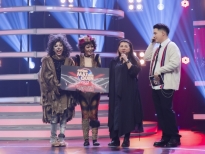 'Gương mặt thân quen': Nam Phong lần đầu tiên chiến thắng tuần khi hóa thân ca sĩ lừng danh Elaine Paige