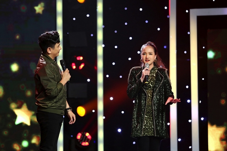 'Hãy nghe tôi hát nhí': Bé Phương Linh chủ động sống xa gia đình để thỏa đam mê ca hát