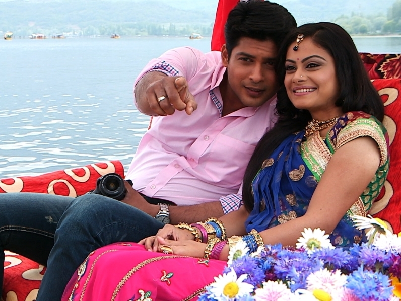 shiv and anandi pic