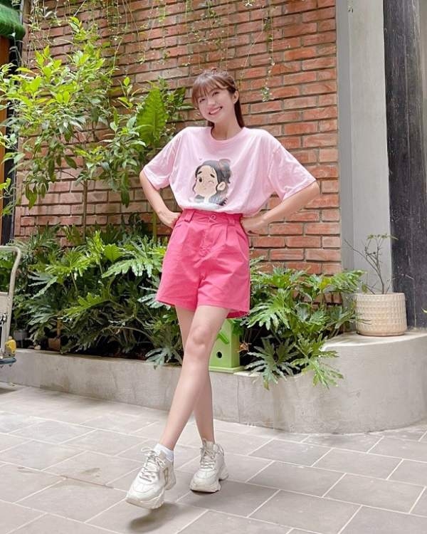 'Bóc giá' thời trang rẻ - đẹp của cô sinh viên Vân Vân trong 'Thương ngày nắng về 2'