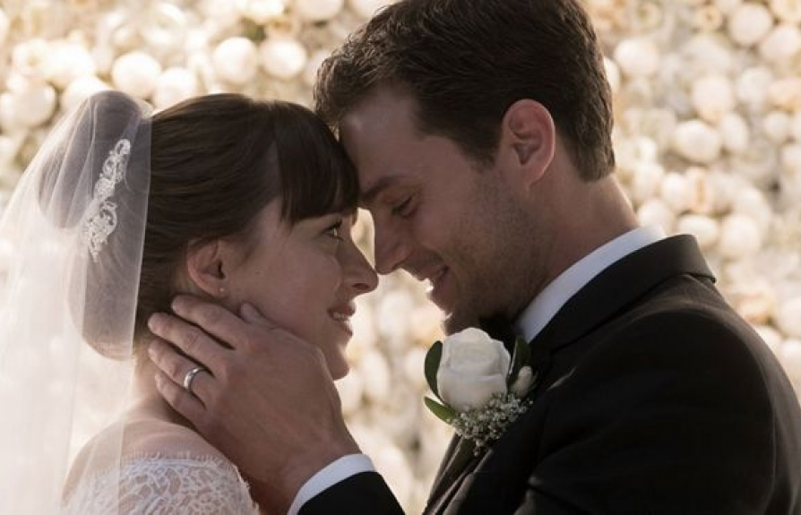 ‘Fifty Shades Freed’ đạt đến cực điểm của sự bất mãn