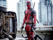 Ryan Reynolds khỏa thân trong trailer “Deadpool 2”