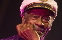 Cha đẻ của  Rock and roll - Chuck Berry qua đời ở tuổi 90