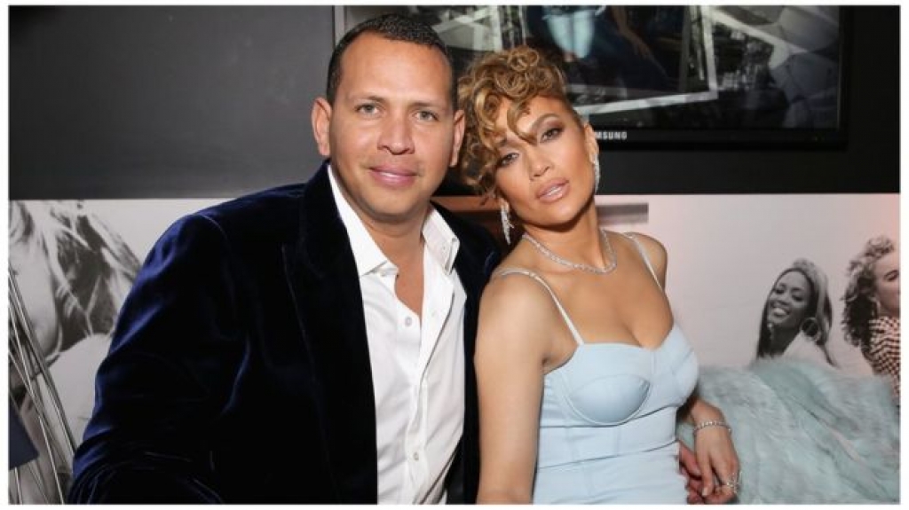 jennifer lopez va alex rodriguez dinh hon