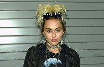 Miley Cyrus trở thành nạn nhân mới bị tung ảnh “nóng” lên mạng