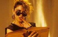 Madonna phản đối kịch bản phim “Blonde Ambition”
