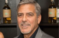 George Clooney bán nhãn hiệu rượu với giá kỉ lục