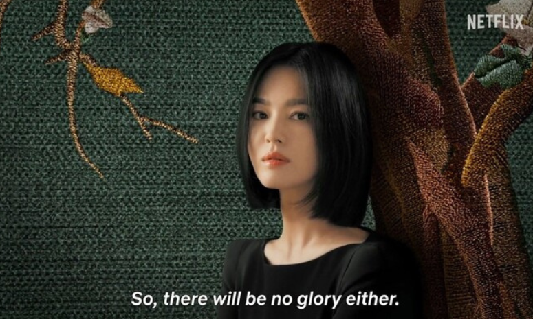 'The Glory' của Song Hye Kyo thành công dữ dội nhưng công ty sản xuất vẫn khủng hoảng