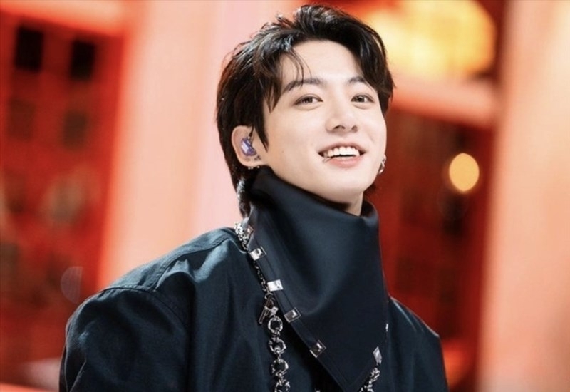 Jungkook (BTS) vượt Tiêu Chiến trở thành người đàn ông đẹp trai nhất năm 2022