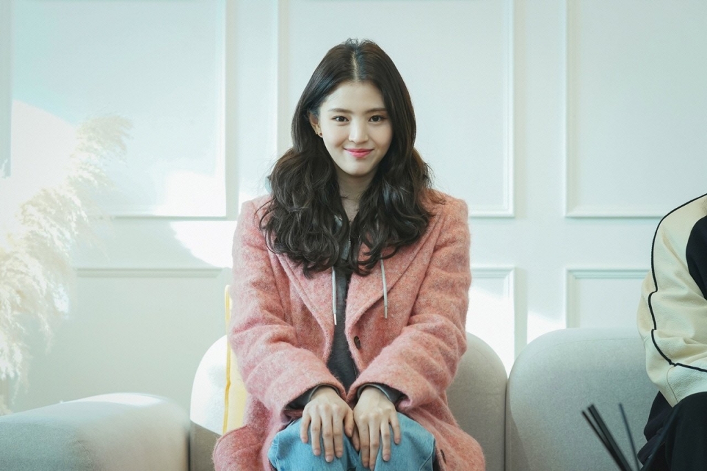 Han So Hee đáng yêu hết nấc trong phim mới ‘Soundtrack #1’