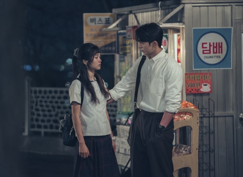 Kim Tae Ri và Nam Joo Hyuk đã 'yêu nhau' ra sao trong ‘Twenty Five, Twenty One’