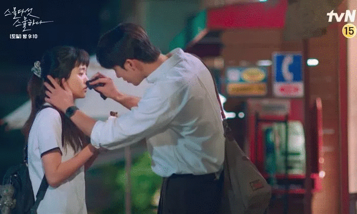 ‘A Business Proposal’ cạnh tranh 'tàn khốc' với ‘Twenty Five, Twenty One’ trên bảng xếp hạng truyền hình Hàn Quốc