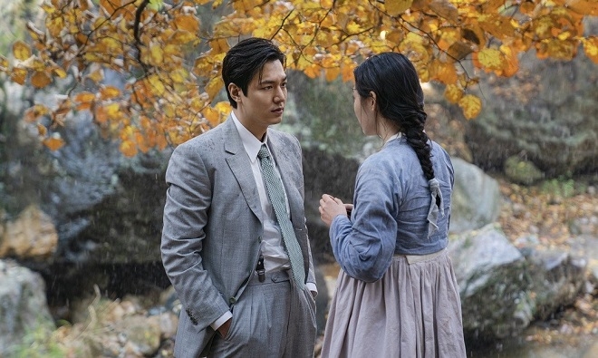 Truyền thông nước ngoài ca ngợi ‘Pachinko’ là phim hay nhất năm 2022, Lee Min Ho thoát kiếp diễn dở?