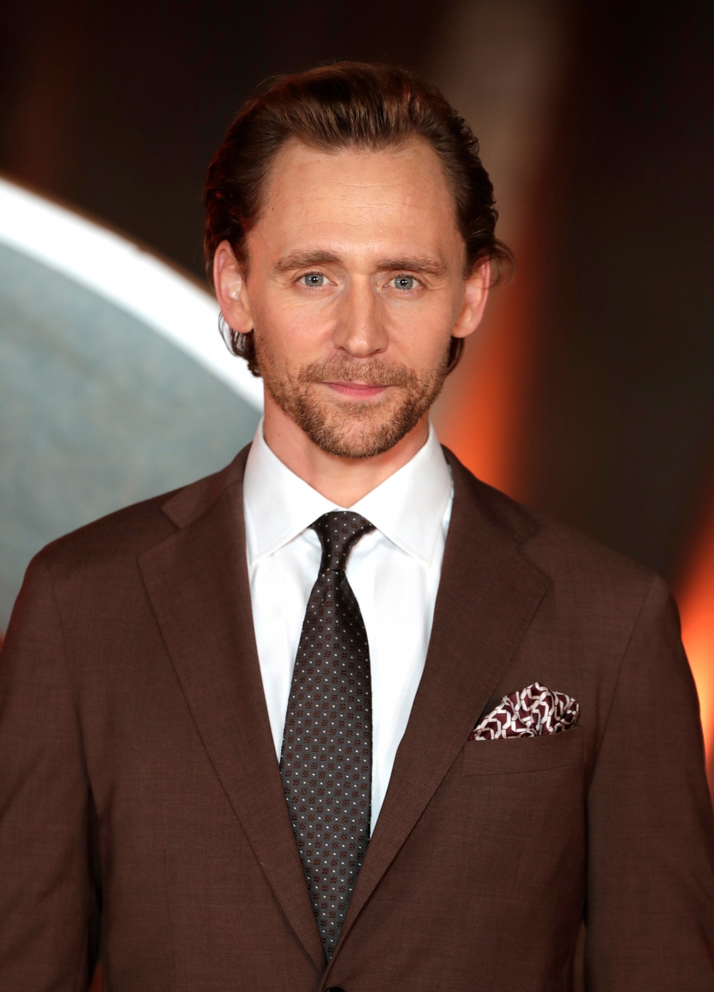 Tom Hiddleston đóng phim mới của biên kịch ‘Pachinko’