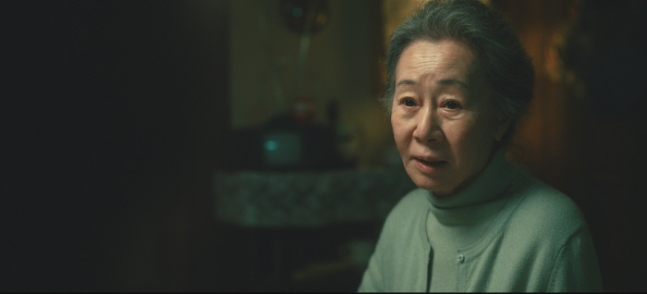 ‘Pachinko’ của Lee Min Ho được khen vì tỉ mẩn trong cách dùng từ, xứng đáng siêu phẩm