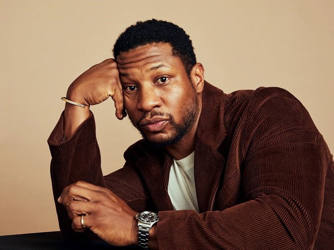 Dính nghi vấn bạo hành, Jonathan Majors bị quản lý bỏ rơi