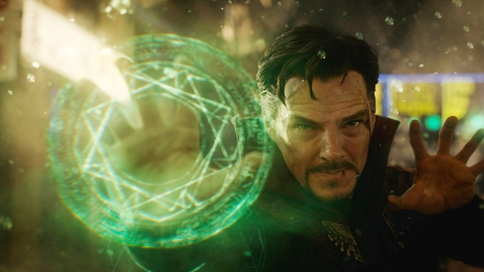 ‘Doctor Strange 2’ đạt doanh thu đáng kinh ngạc ngay trong tuần đầu ra mắt