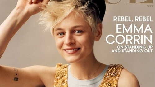 Loạt sao Hollywood tự hào với lông nách: Miley Cyrus, Emma Corrin...