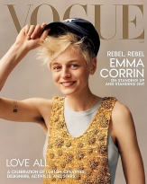 Loạt sao Hollywood tự hào với lông nách: Miley Cyrus, Emma Corrin...