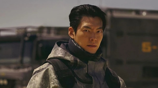 'Black Knight' của Kim Woo Bin bị chê 'giả tạo' vì dùng nhiều CGI
