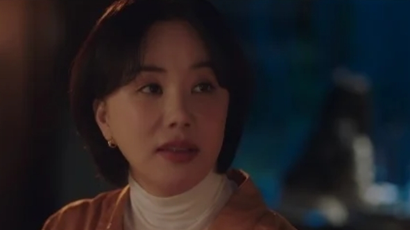 'Doctor Cha': Uhm Jung Hwa dự đoán kết cục 'Bad Ending' cho cặp đôi ngoại tình