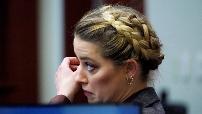Amber Heard gọi phán quyết của tòa án là 'Bước lùi dành cho phụ nữ'