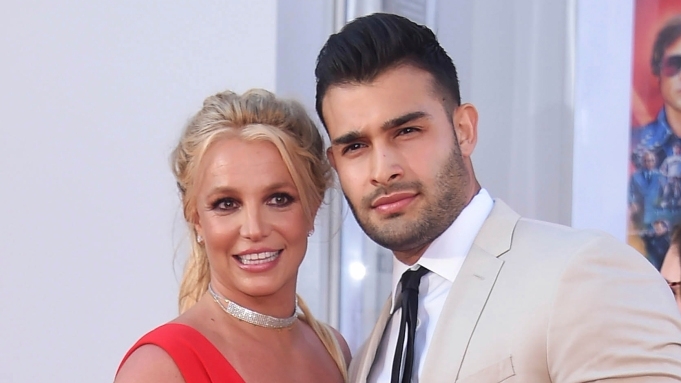 Chồng đầu Britney Spears bị bắt vì tội gây rối đám cưới vợ cũ