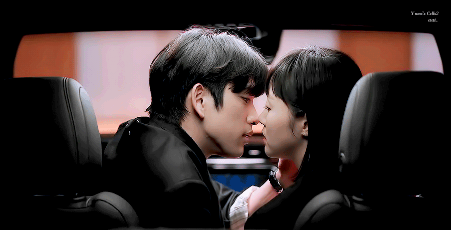 Khán giả ‘bấn loạn’ với cảnh hôn của Kim Go Eun và Park Jin Young trong ‘Yumi’s Cells 2’