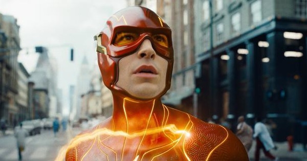 'The Flash' gây thất vọng với doanh thu mở màn siêu thấp