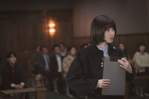 Park Eun Bin chinh phục khán giả với diễn xuất trong phim mới ‘Extraordinary Attorney Woo’