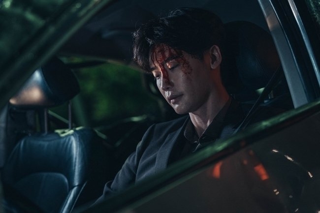 Lee Jong Suk tiết lộ chọn ‘Big Mouth’ vì tình bạn với đạo diễn