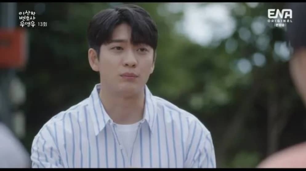 ‘Nữ luật sư kỳ lạ Woo Young Woo’ tập 13: Park Eun Bin tổn thương vì những lời nói của chị Kang Tae Oh