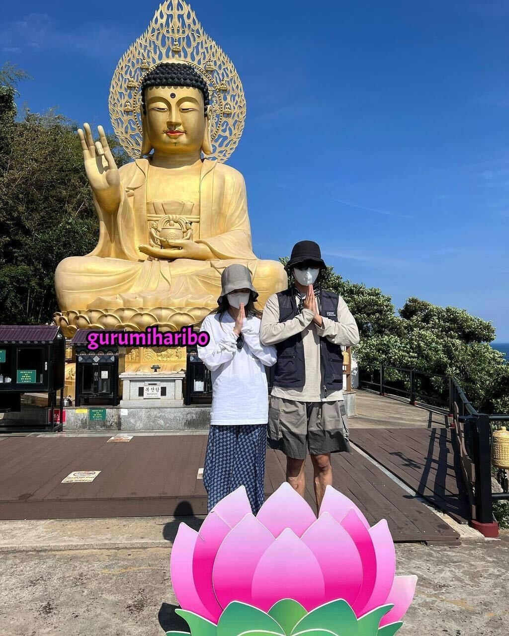 Lộ ảnh hẹn hò ‘cực tình’ của V (BTS) và Jennie (BlackPink) tại đảo Jeju?