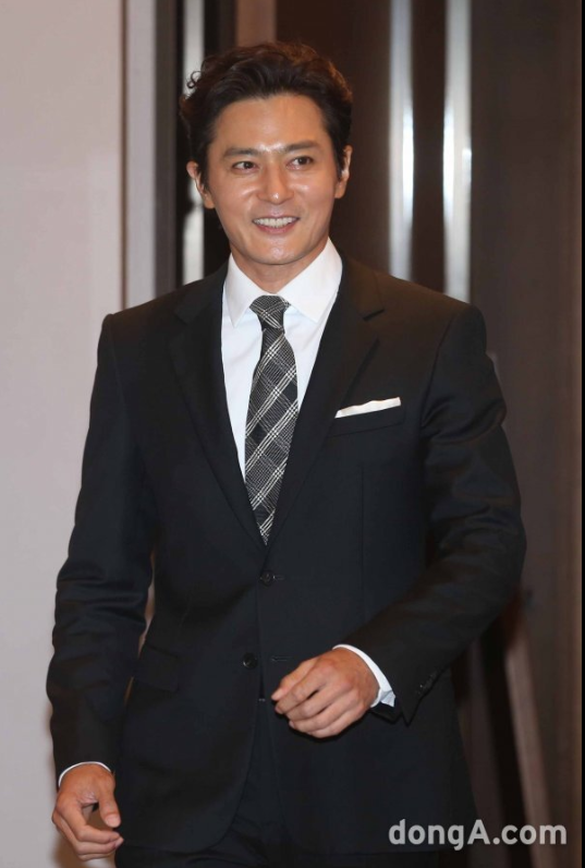 Jang Dong Gun trở lại màn ảnh sau tranh cãi đời tư
