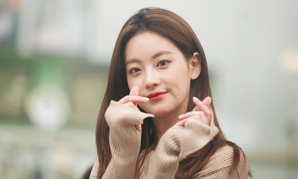 Oh Yeon Seo về chung công ty quản lý với Kim Tae Hee