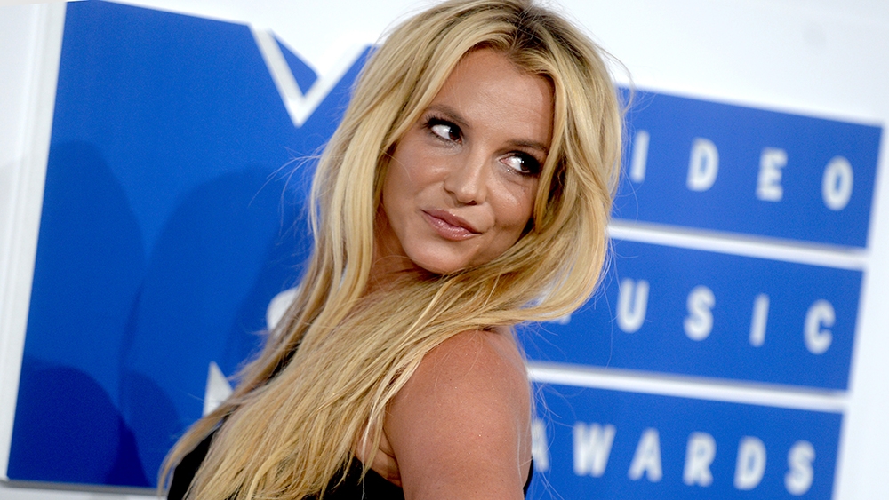 Britney Spears được tự do sau 13 năm chịu giám hộ