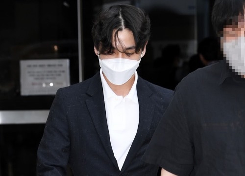 Cựu thần tượng Kpop đối mặt với bản án 2 năm tù vì tội hút cần sa